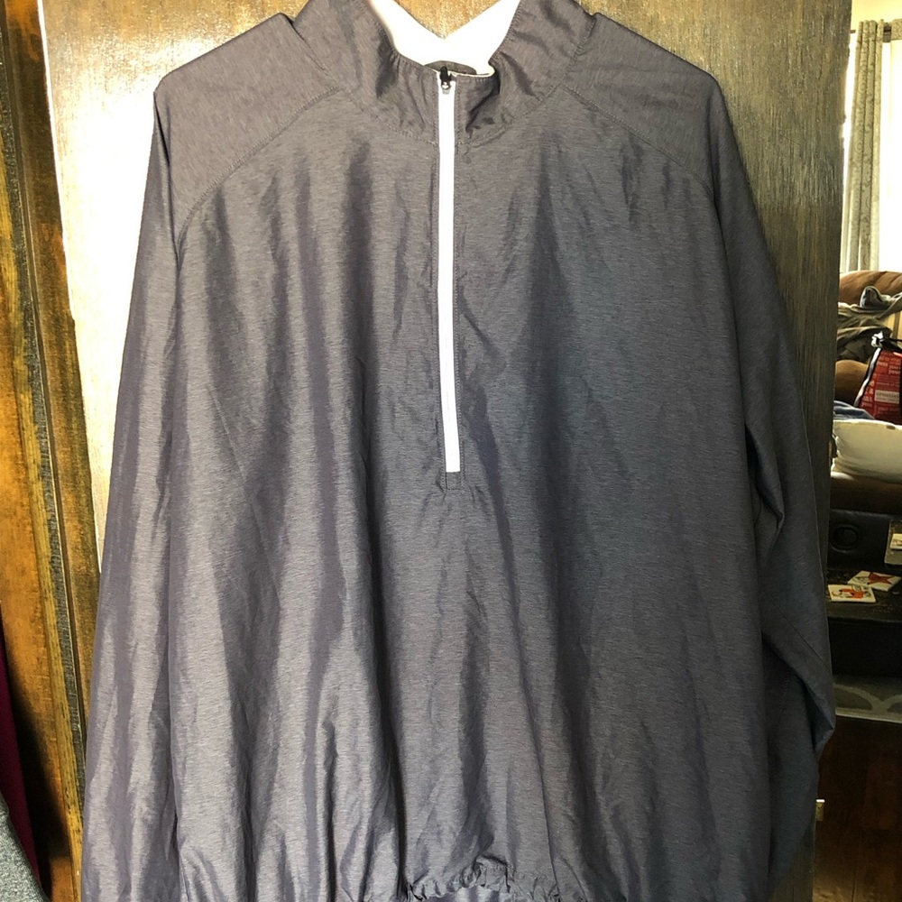Men’s grey windbreaker